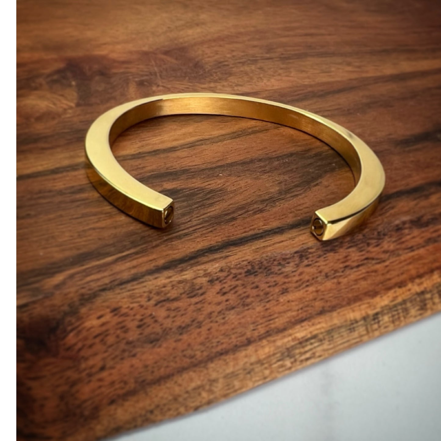 Gold Urn Bracelet for Human or Pet Ashes for Him and Her | Cuff Bracelet for Men Women | Cremation Jewelry | Memorial Jewelry